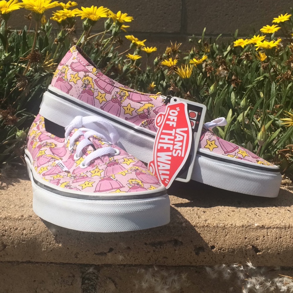 Princess Peach x Nintendo Vans